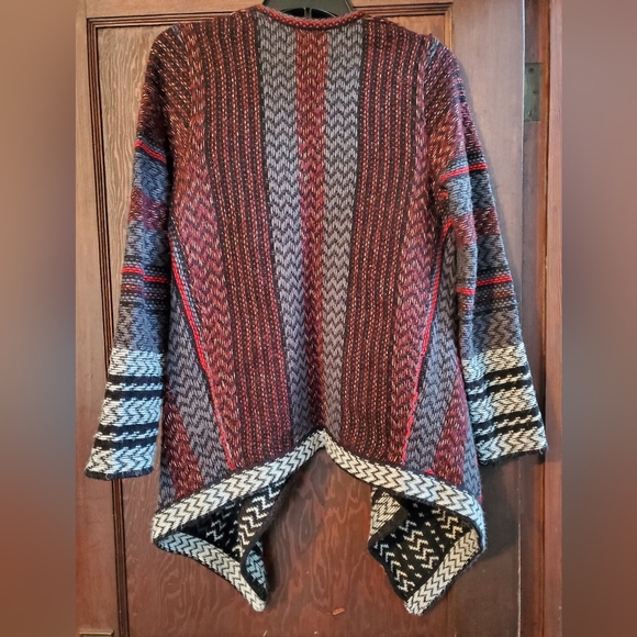 Patterned Sweater - Picture 2 of 3